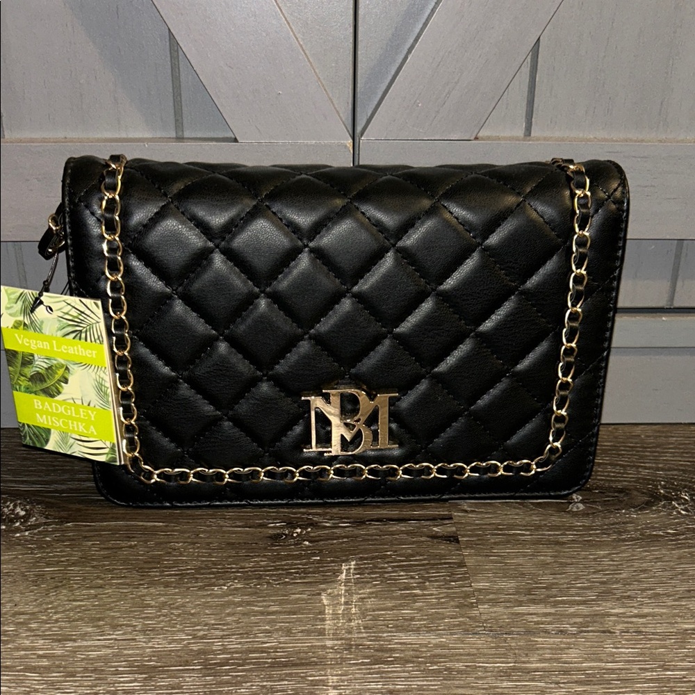 Badgley Mischka Black Big Diamond Quilted Crossbody Bag w/Braided Chain details